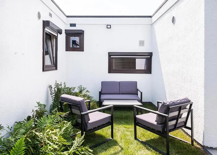 Cottage B10